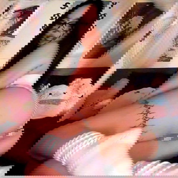 vanessa.julienne image ~ Altpins