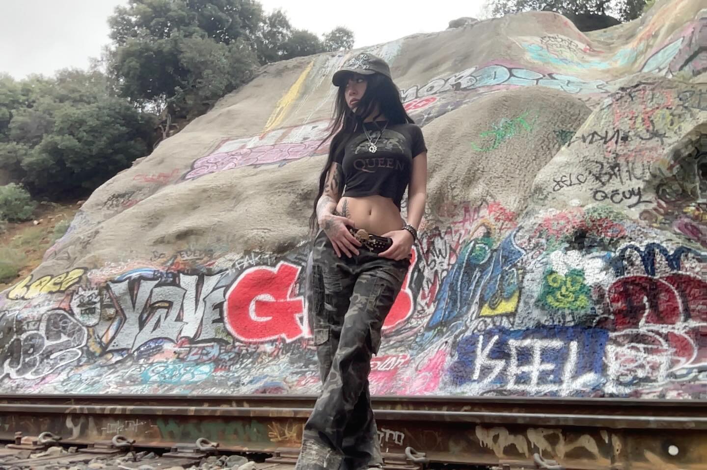 vanessa.julienne instagram image archive image