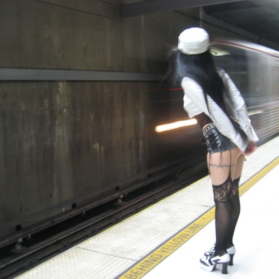 vanessa.julienne instagram image archive image