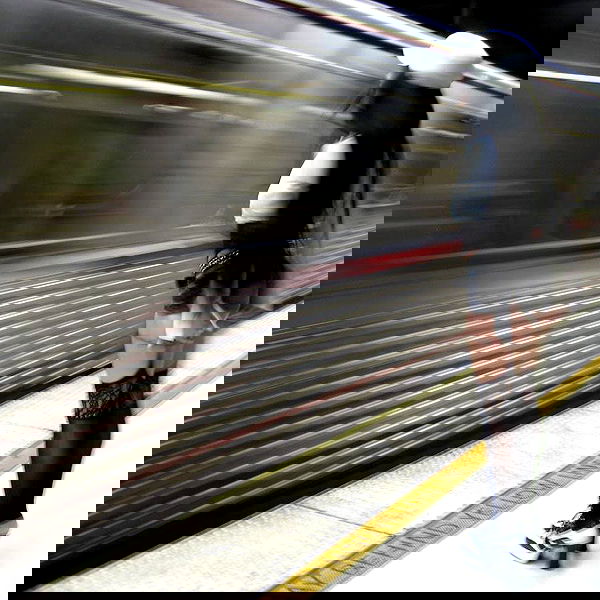 vanessa.julienne image ~ Altpins