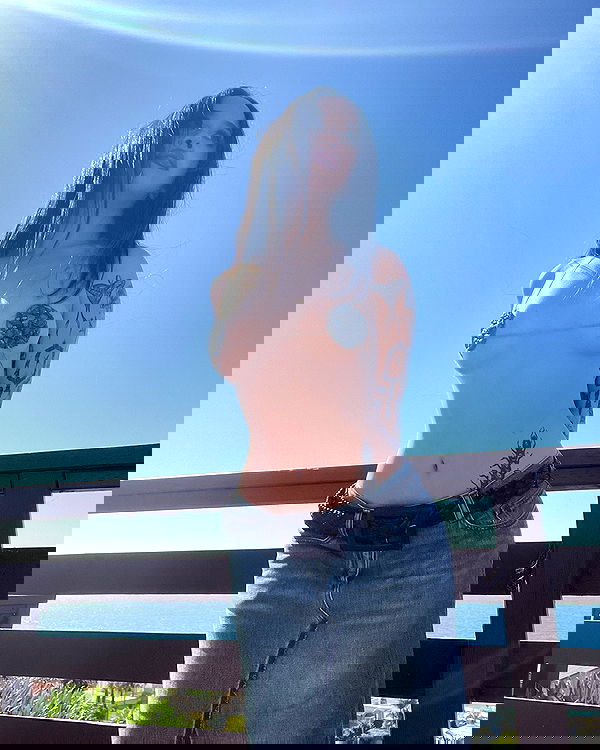 vanessa.julienne image ~ Altpins