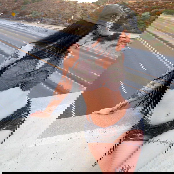 vanessa.julienne image ~ Altpins