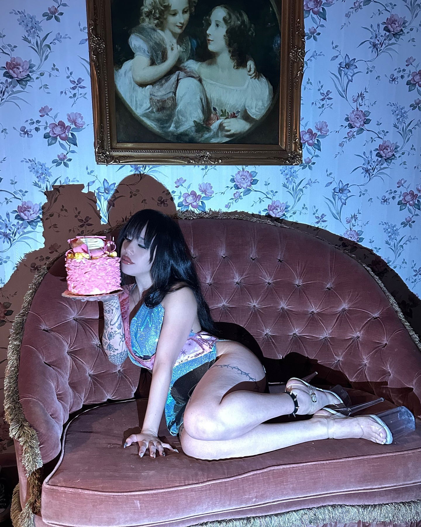 vanessa.julienne instagram image archive image