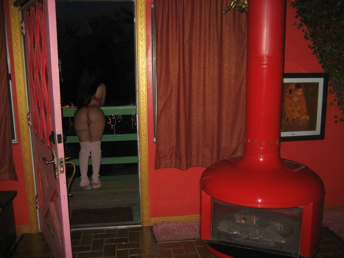 vanessa.julienne instagram image archive image