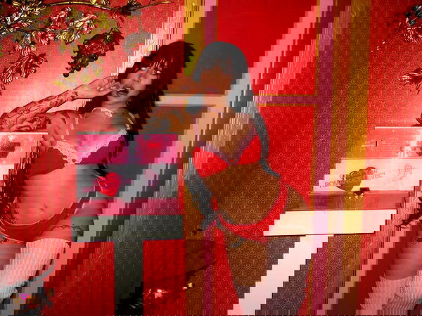 vanessa.julienne image ~ Altpins