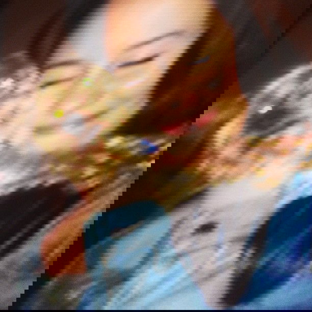 vanessa.julienne instagram image archive image