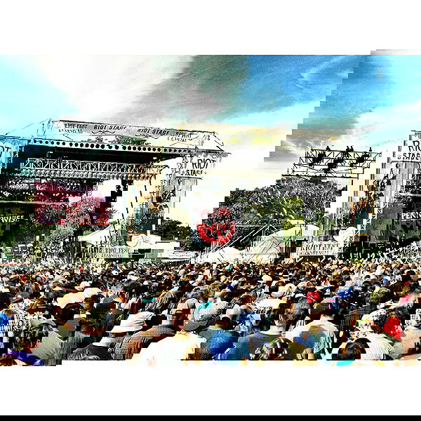 vanessa.julienne image ~ Altpins