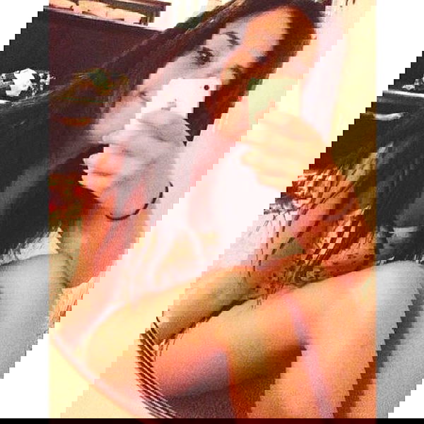 vanessa.julienne image ~ Altpins