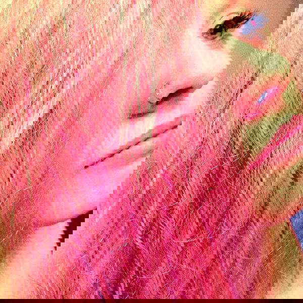 vanessa.julienne image ~ Altpins