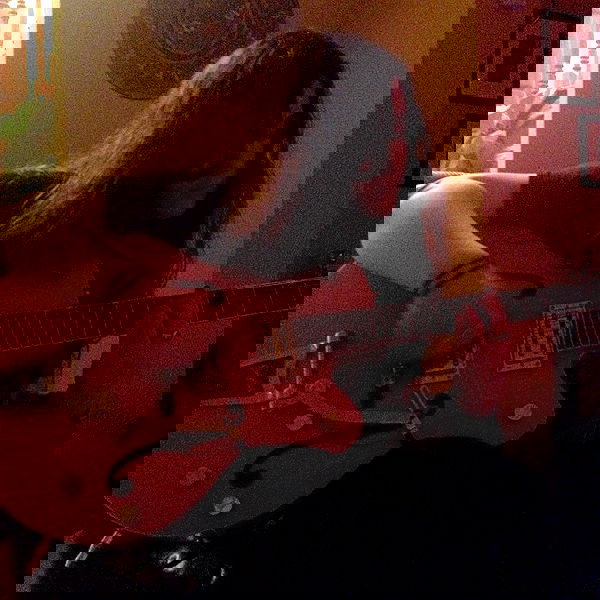 vanessa.julienne image ~ Altpins