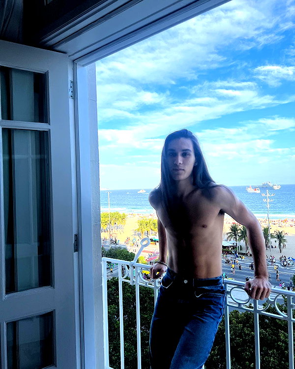 vicdeangelis instagram image archive image
