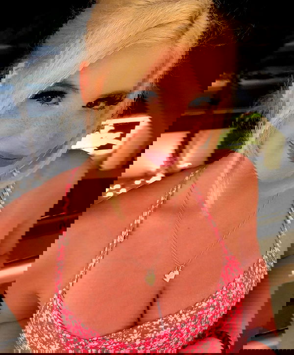 viezery viezery archive image