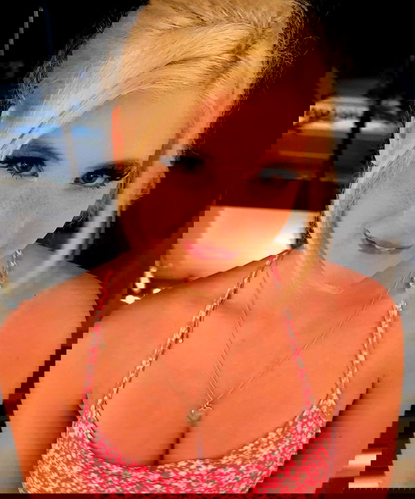 viezery viezery archive image