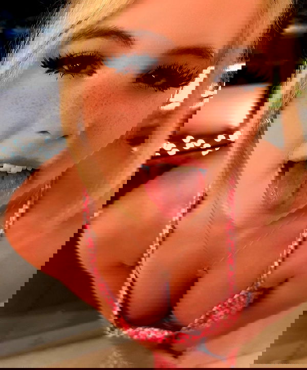 viezery viezery archive image