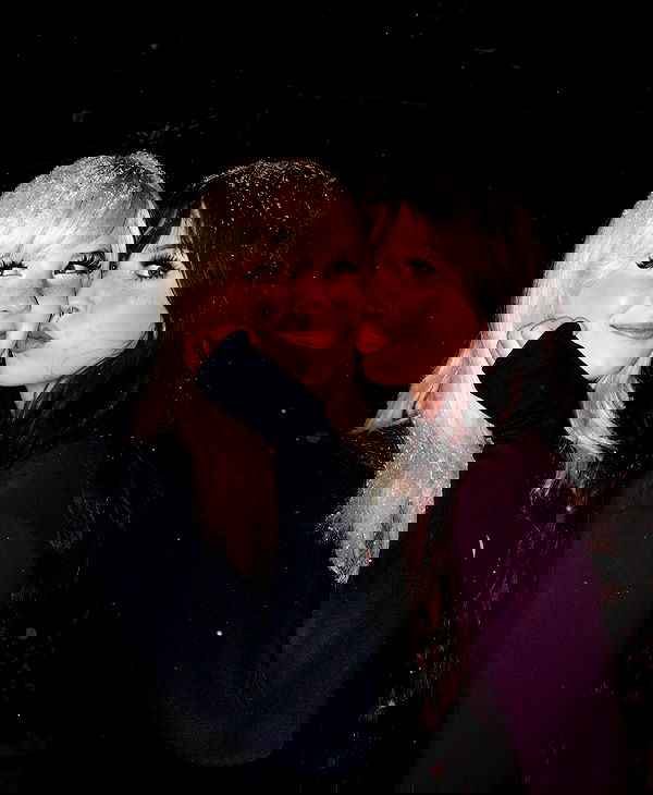 viezery viezery archive image