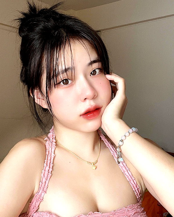 viixxmmii_ instagram image archive image