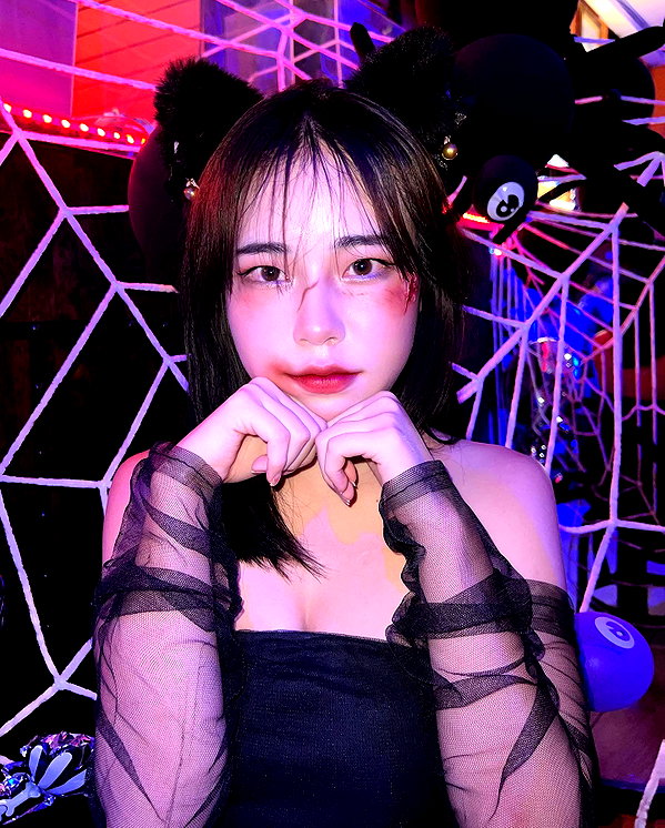 viixxmmii_ instagram image archive image