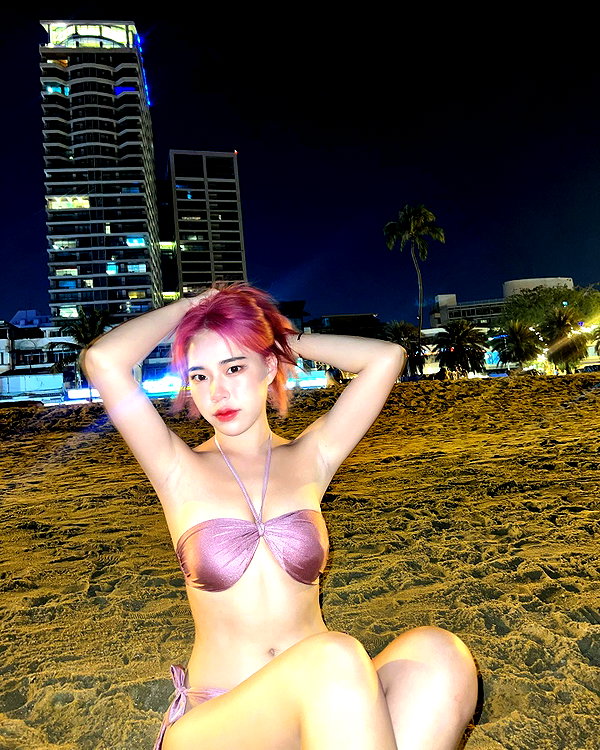 viixxmmii_ instagram image archive image