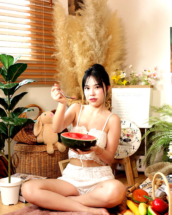 viixxmmii_ instagram image archive image