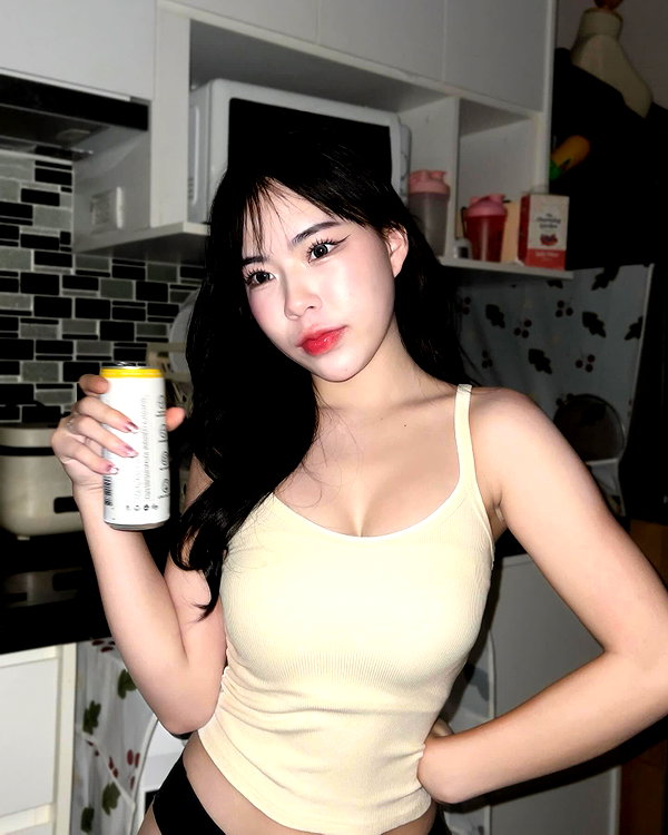 viixxmmii_ instagram image archive image