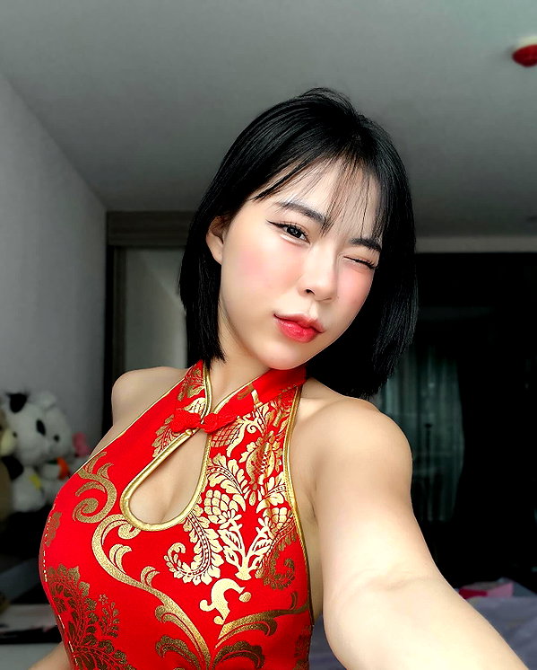 viixxmmii_ instagram image archive image