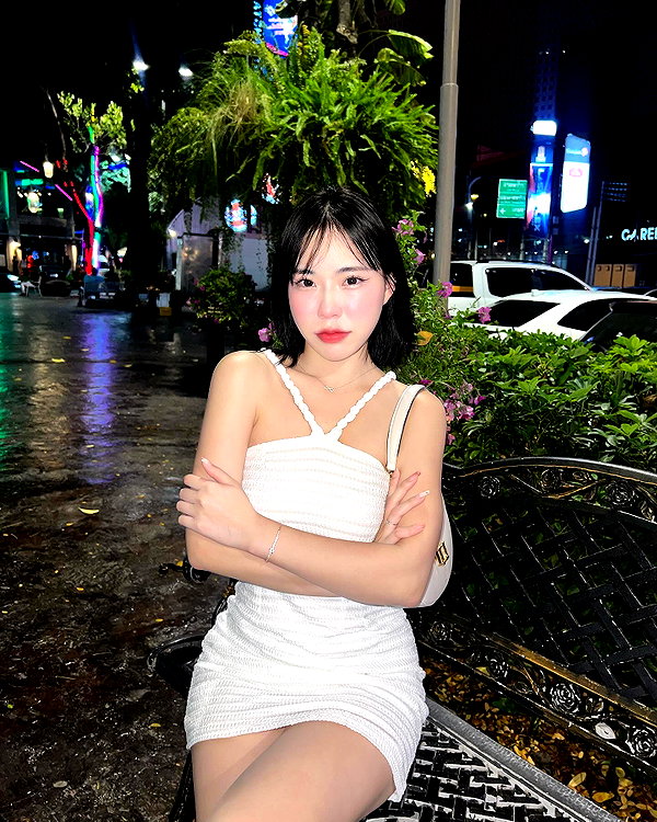 viixxmmii_ instagram image archive image