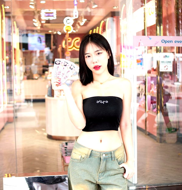 viixxmmii_ instagram image archive image