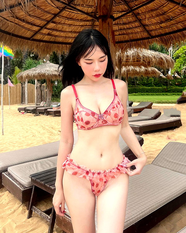 viixxmmii_ instagram image archive image
