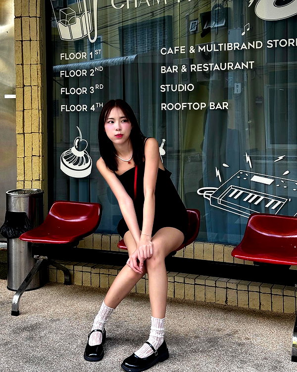 viixxmmii_ instagram image archive image
