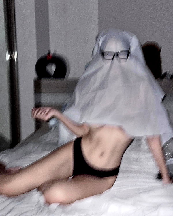 viixxmmii_ instagram image archive image