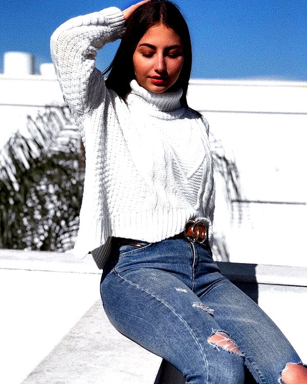viki_dominev instagram image archive image