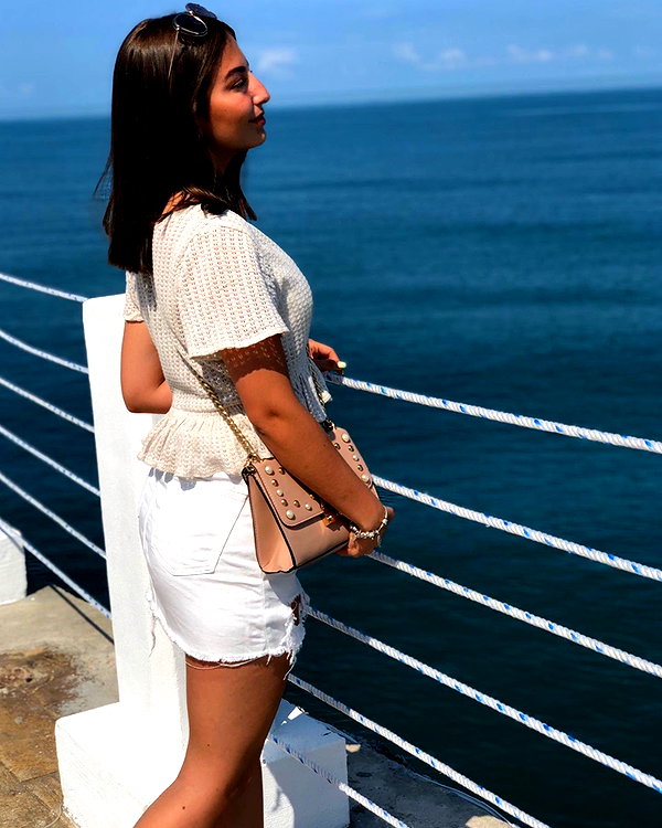 viki_dominev instagram image archive image