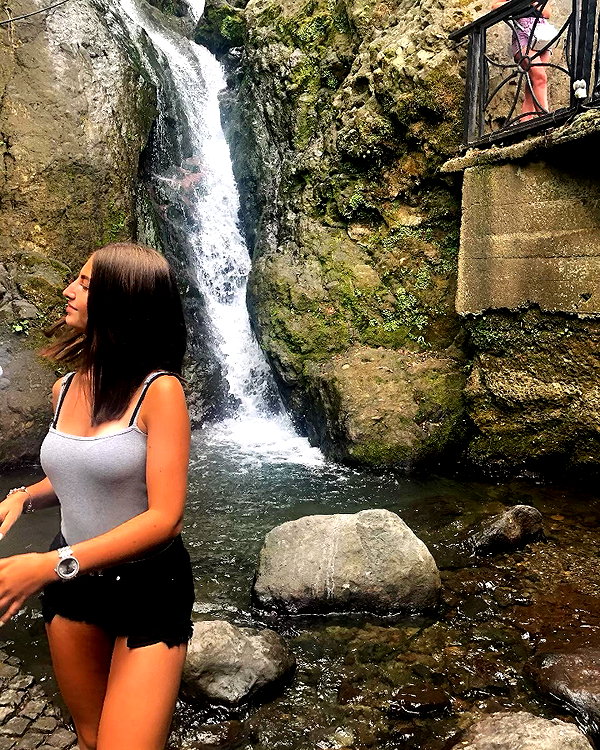 viki_dominev instagram image archive image