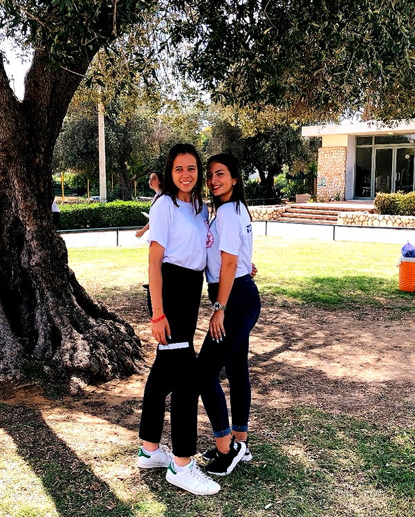 viki_dominev instagram image archive image
