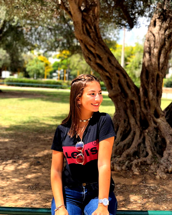viki_dominev instagram image archive image