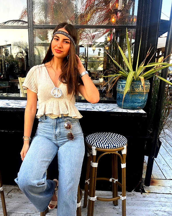 viki_dominev instagram image archive image