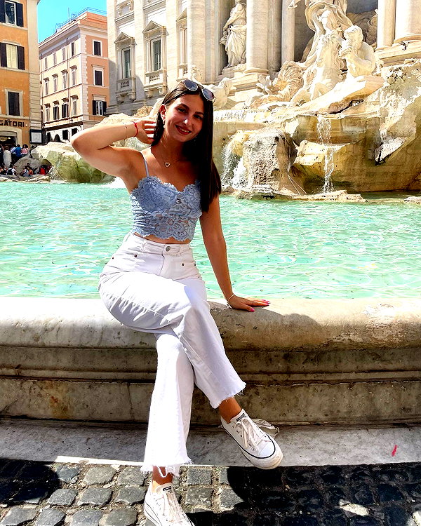 viki_dominev instagram image archive image