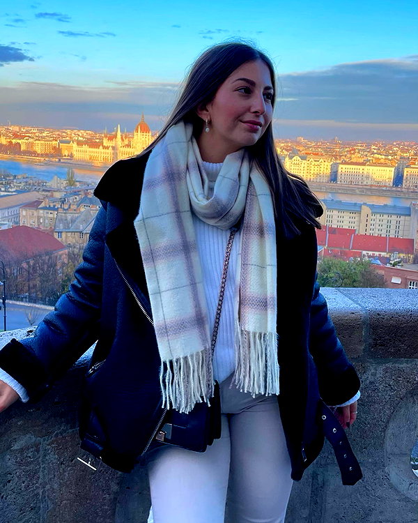 viki_dominev instagram image archive image