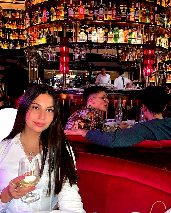 viki_dominev instagram image archive image