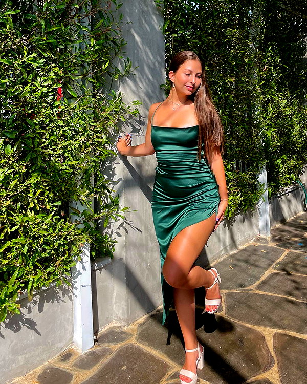 viki_dominev instagram image archive image