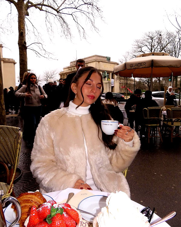 viki_dominev instagram image archive image