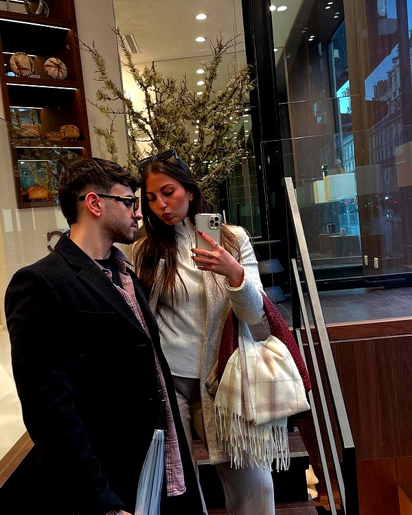 viki_dominev instagram image archive image