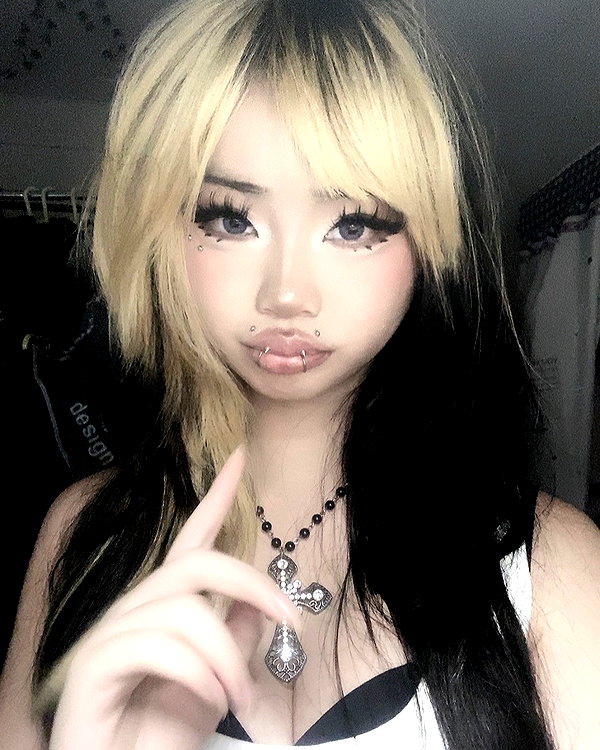 vixeniaaa instagram image archive image