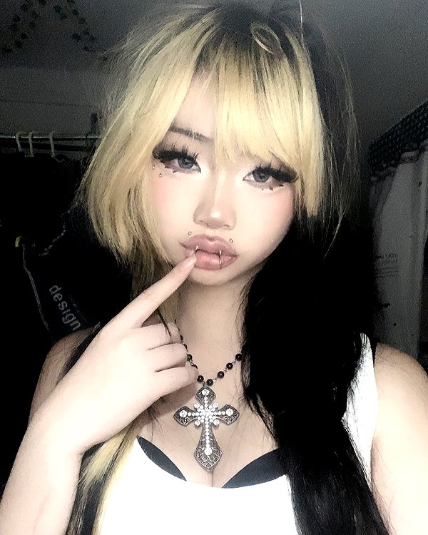 vixeniaaa instagram image archive image