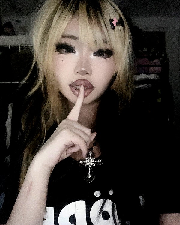 vixeniaaa instagram image archive image