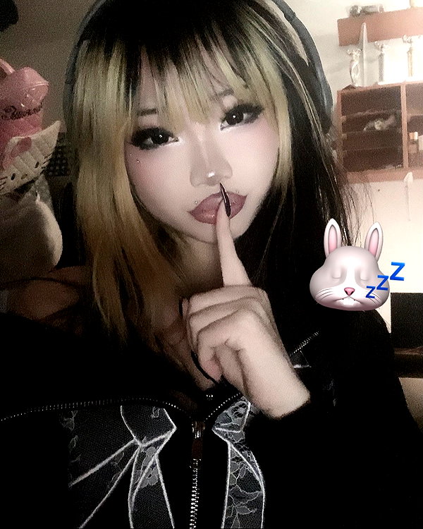 vixeniaaa instagram image archive image