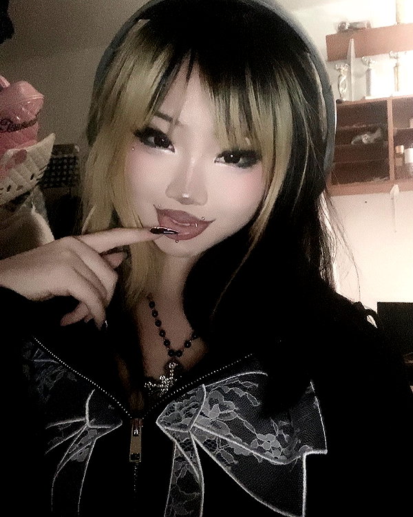 vixeniaaa instagram image archive image