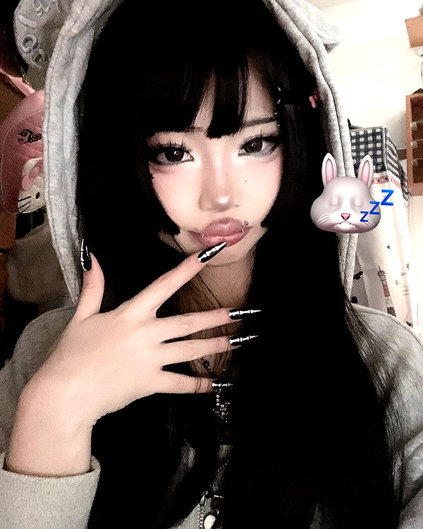 vixeniaaa instagram image archive image