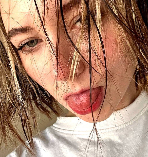 vixenp_ instagram image archive image