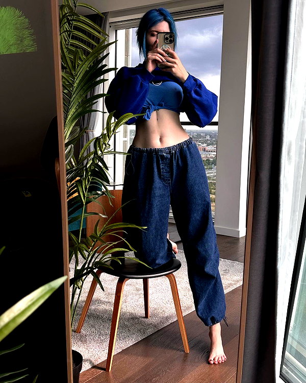 vixenp_ instagram image archive image